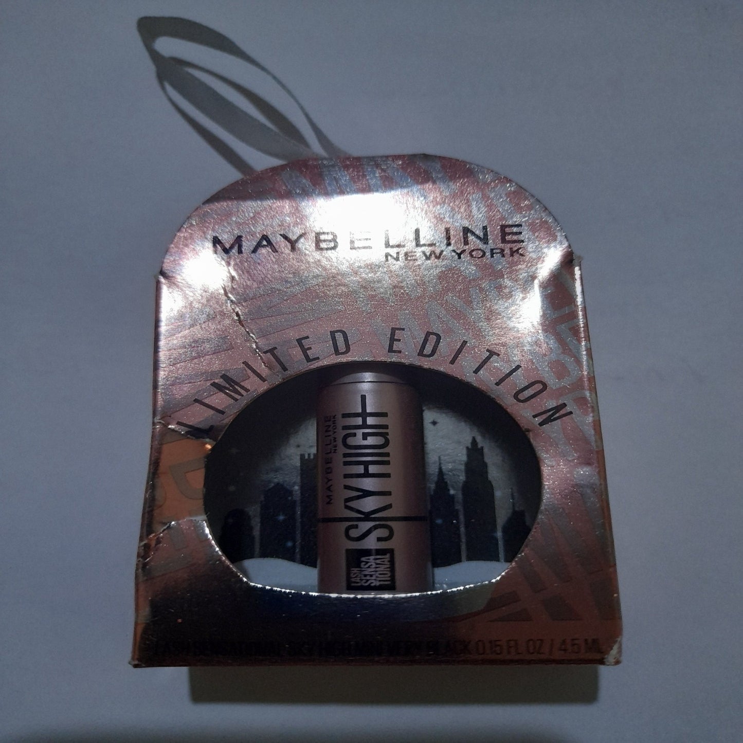 MAYBELLINE Limited Edition Lash Sensational Sky High Mini Washable Mascara Ornament, Very Black, 0.15 fl oz